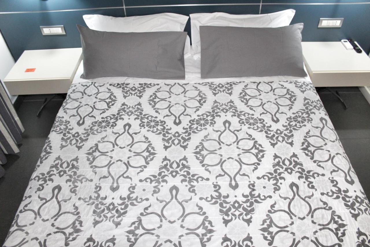 Cosenza Luxury Apartment Eksteriør bilde